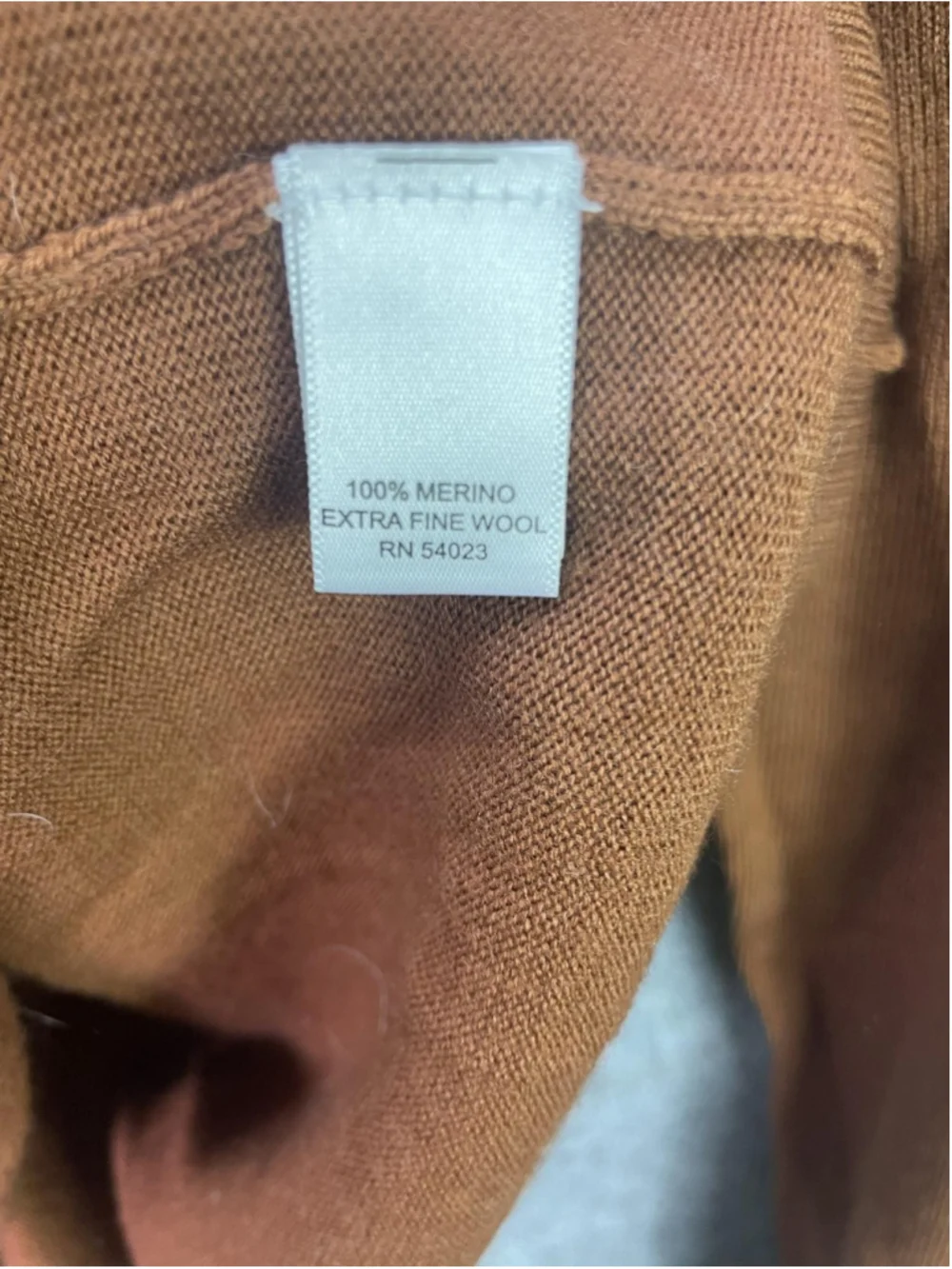 Banana Republic Sweater Mens Large Brown Extra Fine Merino V Neck Knit Pullover
